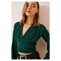 Happiness İstanbul Women's Emerald Deep V-Neck Crop Sandy Knit