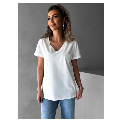 Bílé bavlněné zakladní basic tričko MELAHAT s V výstřihem