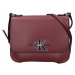 Dámská crossbody kabelka Calvin Klein Nikol - vínová