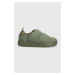Dětské papuče adidas Originals PUFFYLETTE J zelená barva