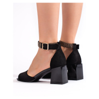 Zajímavé sandály dámské černé na širokém podpatku