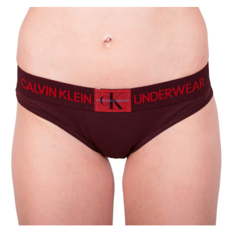 Dámská tanga Calvin Klein červená (QF4920E-XP2)