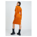 Oranžové pouzdrové svetrové šaty Guess Lena