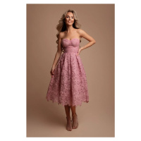 Růžové midi šaty s krajkou