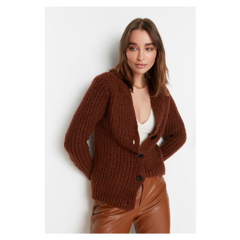 Trendyol Cinnamon Basic pletený svetr s měkkou texturou