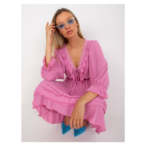 Růžové mini boho šaty s volánem Winona OCH BELLA Fashionhunters