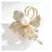 Éternelle Brož s říční perlou a zirkony Jasmín - květina B7244-XH2582B-1 Zlatá