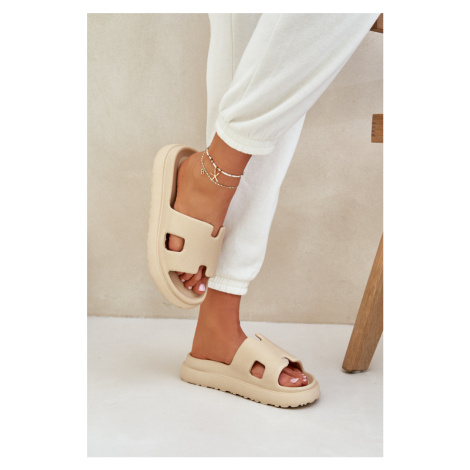 Pěnové Pantofle S Výřezem Neladith