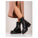Stylové černé dámské kotníčkové boty na plochém podpatku