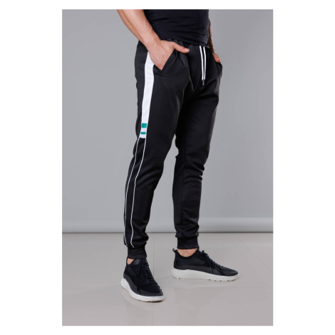 Černé pánské teplákové kalhoty s lampasy (8K161) J.STYLE