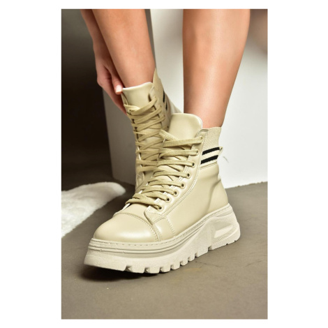 Fox Shoes R250660009 Beige Women's Boots with a Thick Sole