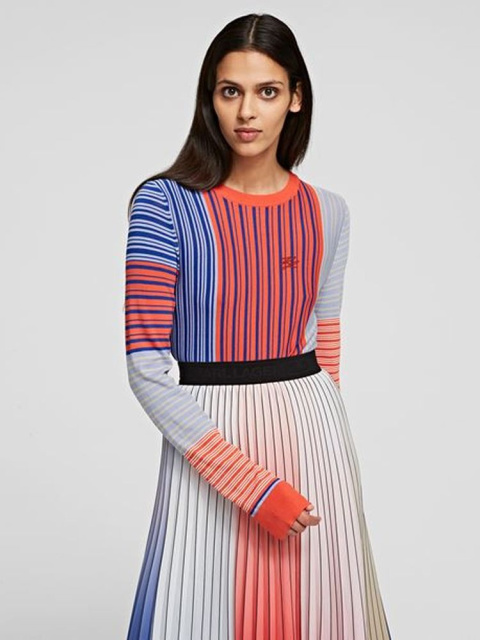 Dámské značkové svetry