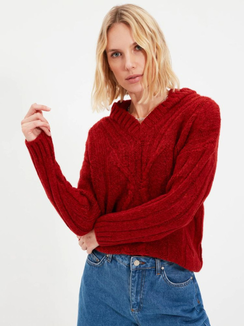 Dámské pletené svetry s kapucí
