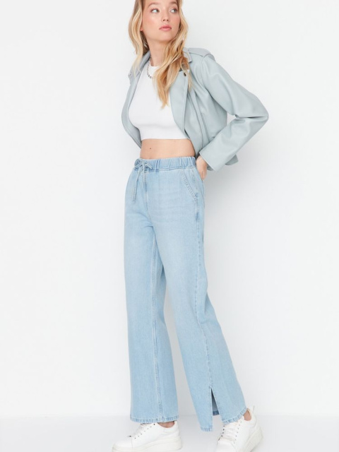 Elastické džíny s vysokým pasem