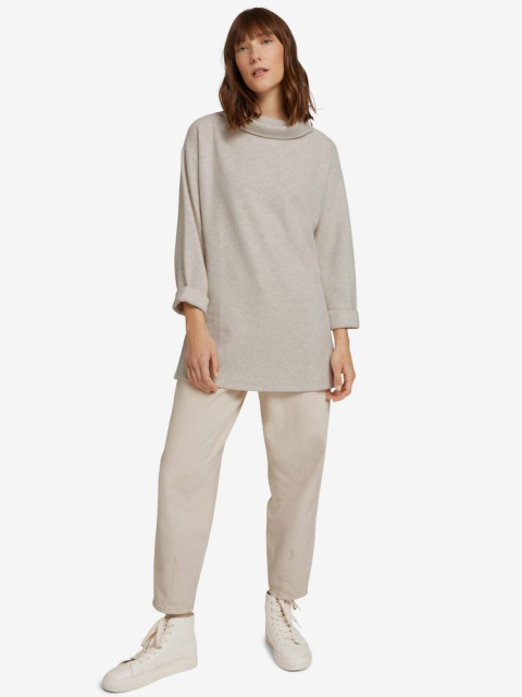 Dámské oblečení z konopí