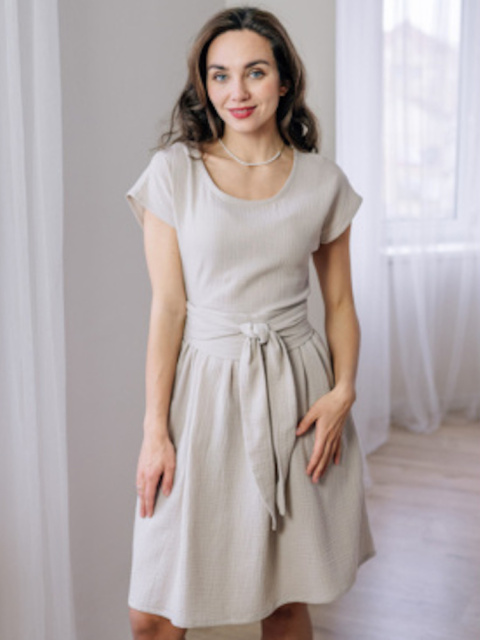 Mušelínové šaty s krátkým rukávem