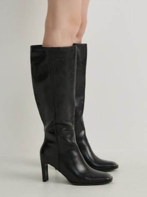 Levné elegantní zimní boty