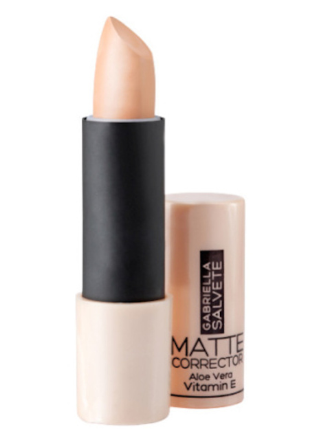 Levné matující korektory