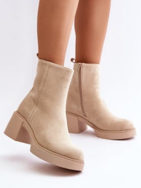 Levné semišové polokozačky